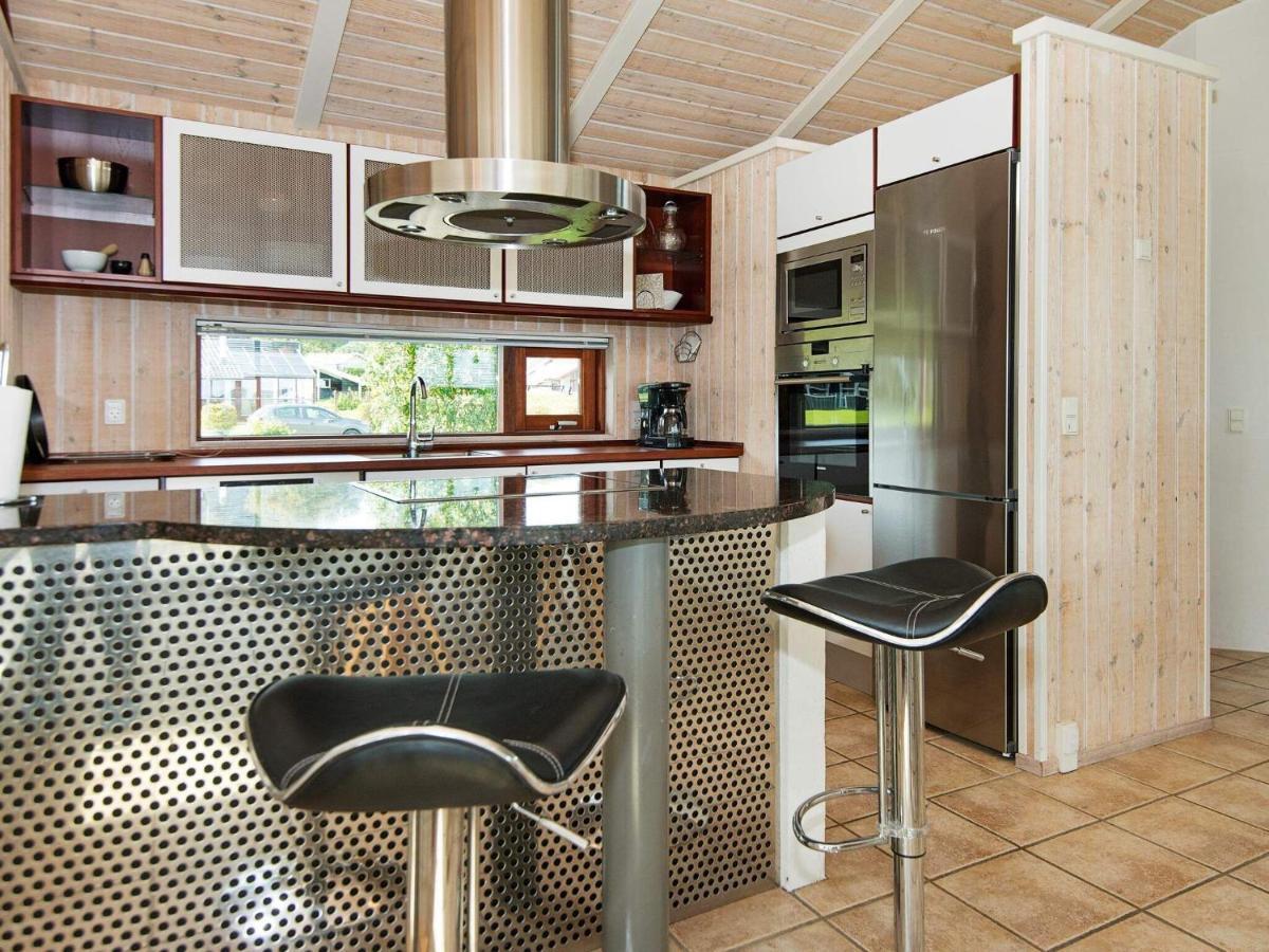 7 Person Holiday Home In Sj Lund Sjolund Kültér fotó